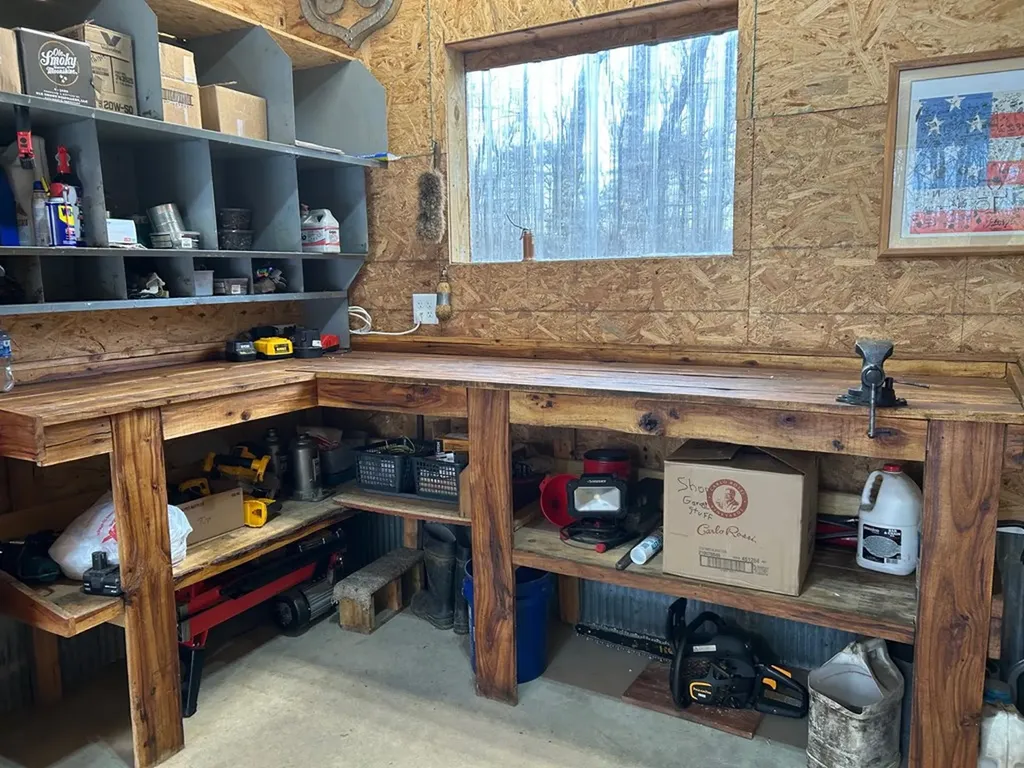 331 E Cove Monterey TN 38574