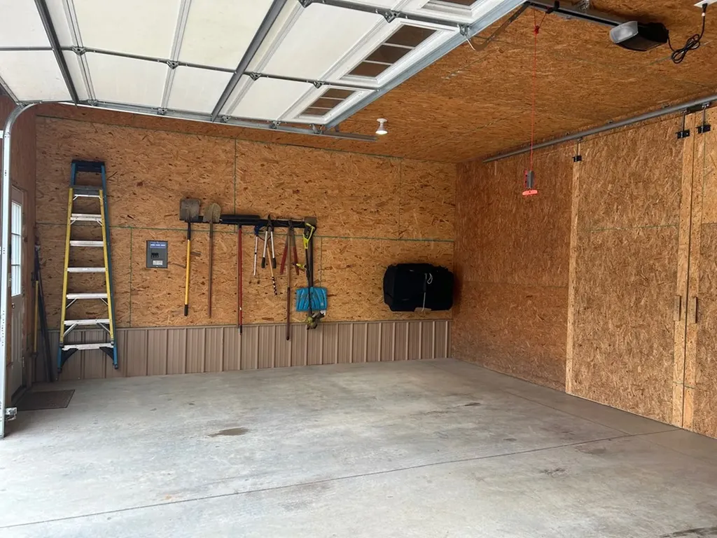 331 E Cove Monterey TN 38574