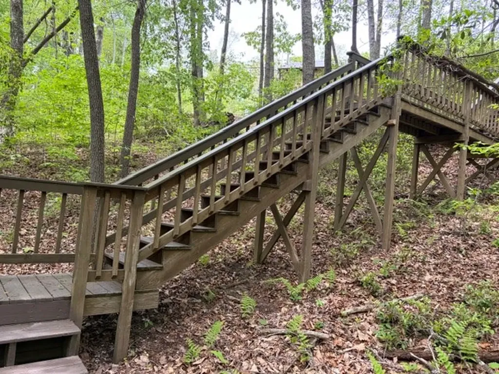331 E Cove Monterey TN 38574