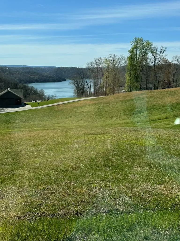 Lot 9 Mallard Pointe Byrdstown TN 38549