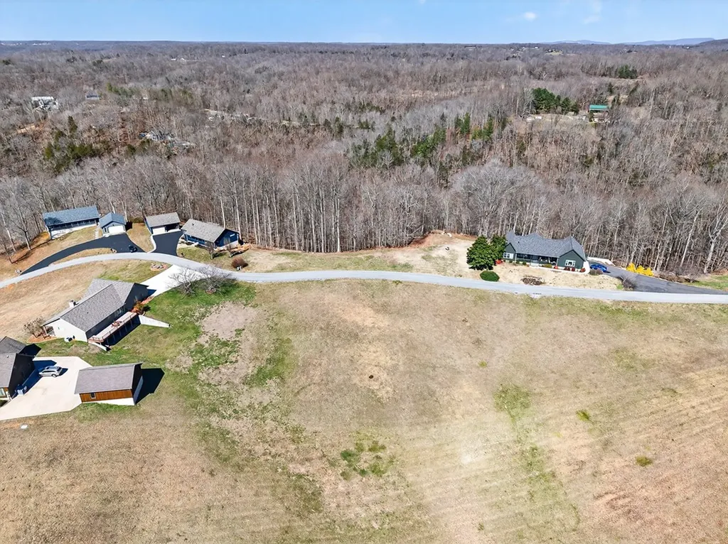 Lot 9 Mallard Pointe Byrdstown TN 38549