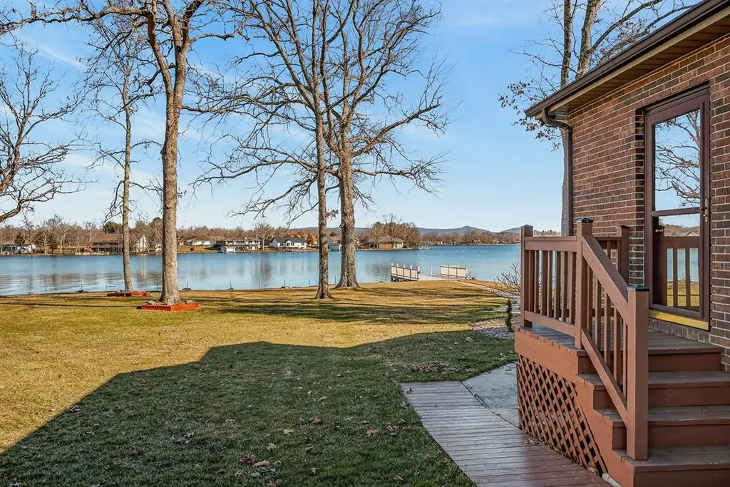 2115 S Ona Road Crossville TN 38572