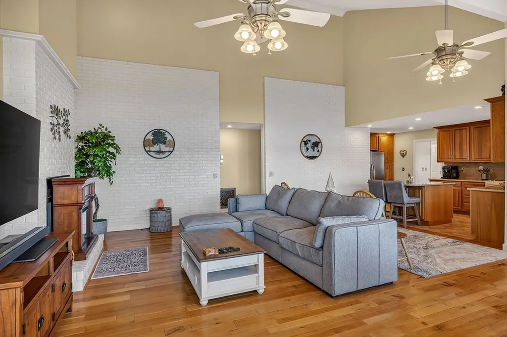 2115 S Ona Road Crossville TN 38572