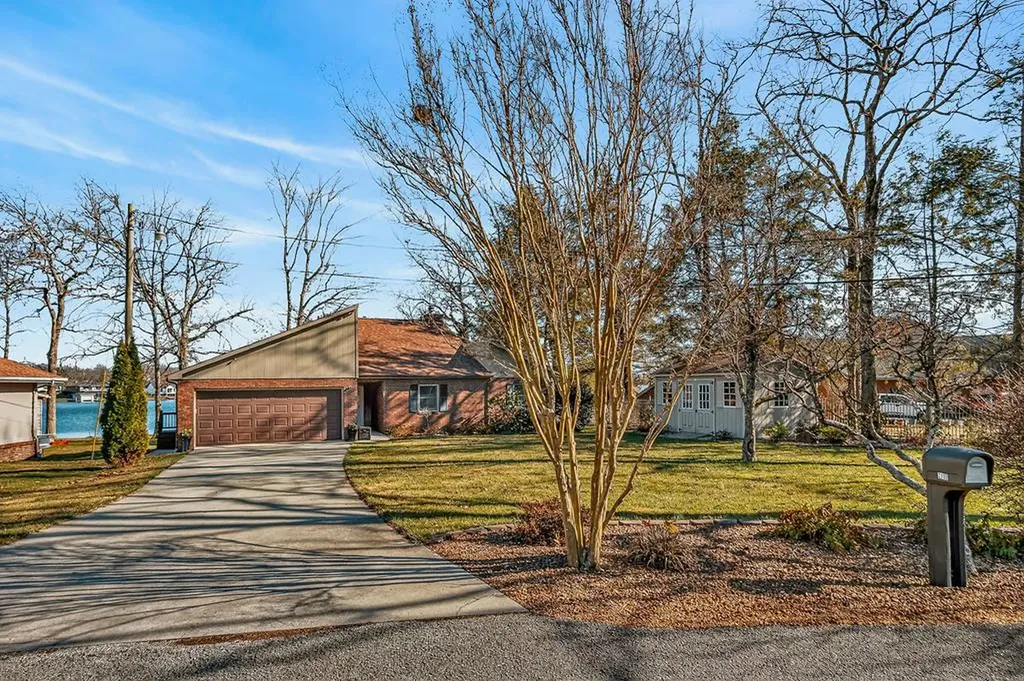 2115 S Ona Road Crossville TN 38572