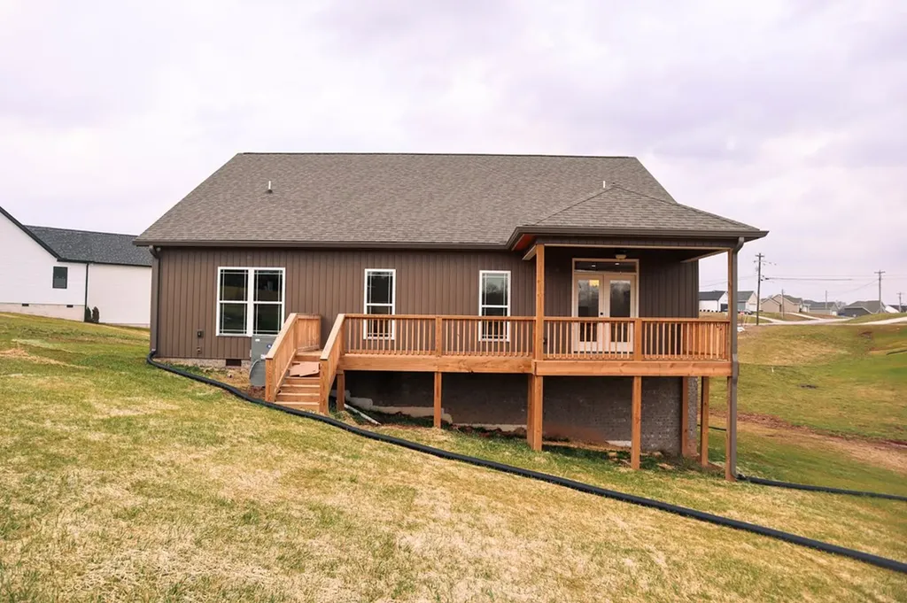 4114 Summer Pointe Cookeville TN 38501