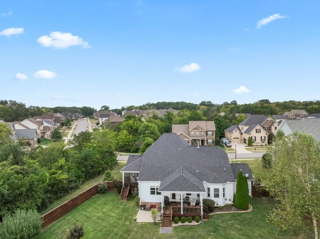 1005 Montrose Drive Gallatin TN 37066