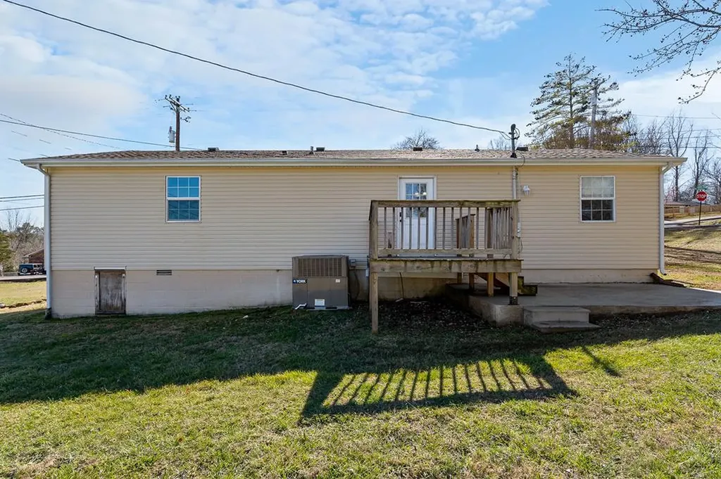 770 E Hudgens Street Cookeville TN 38501