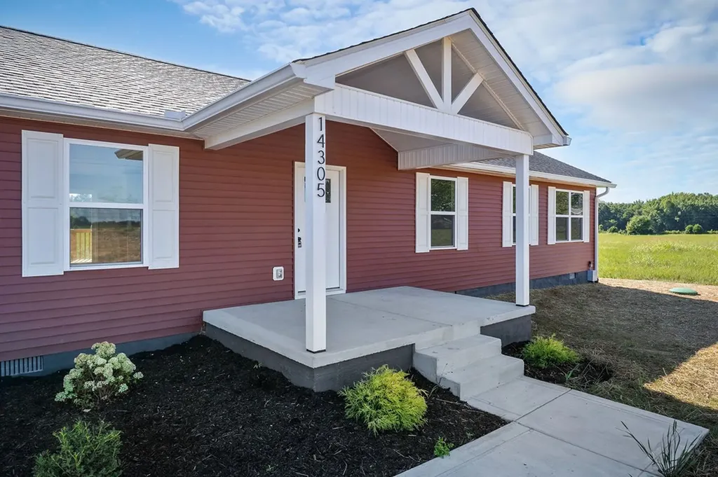 14305 Old Kentucky Road Walling TN 38587