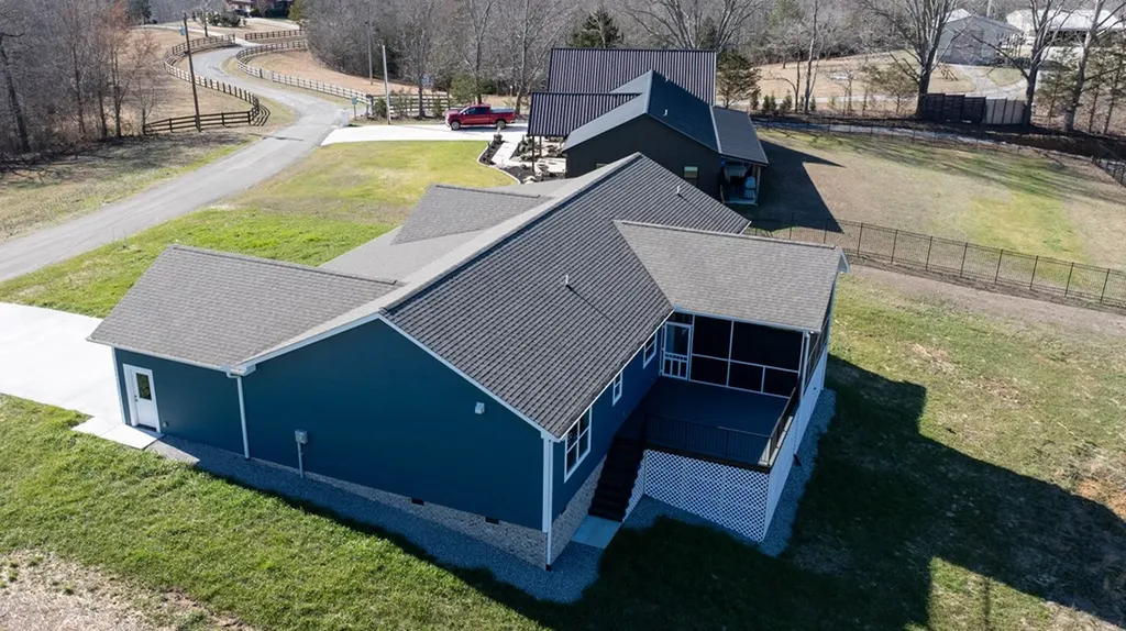9345 Fox Hill Road Baxter TN 38544