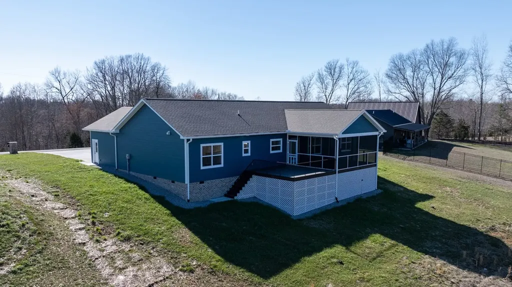 9345 Fox Hill Road Baxter TN 38544