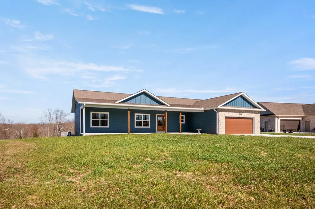 9345 Fox Hill Road Baxter TN 38544