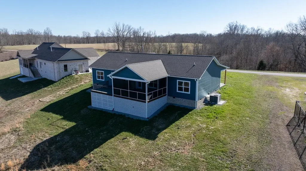 9345 Fox Hill Road Baxter TN 38544