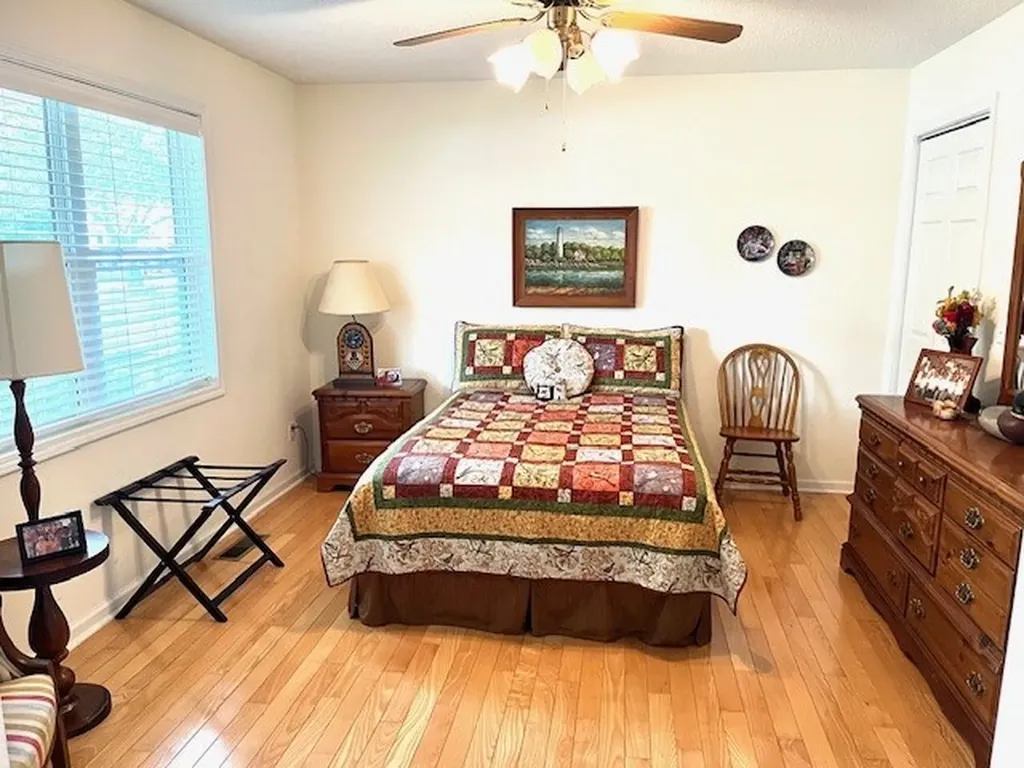 165 Grandview Lane Crossville TN 38571-8265