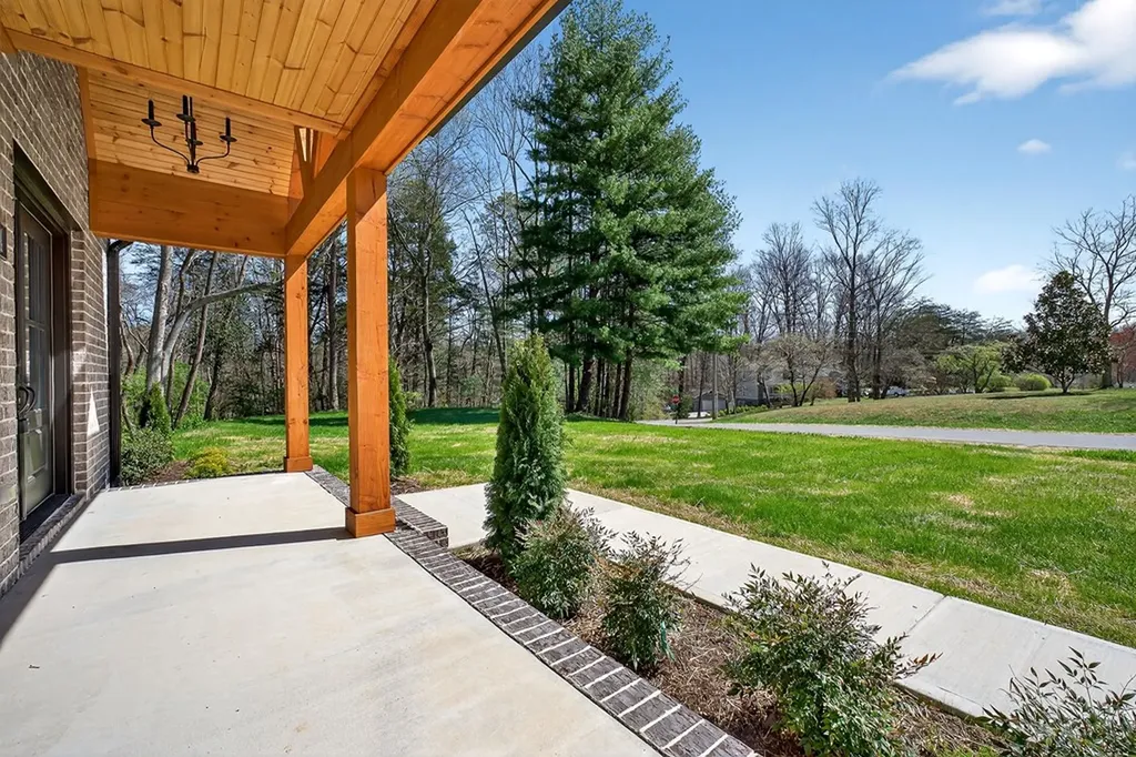 224 Windsor Drive Cookeville TN 38506