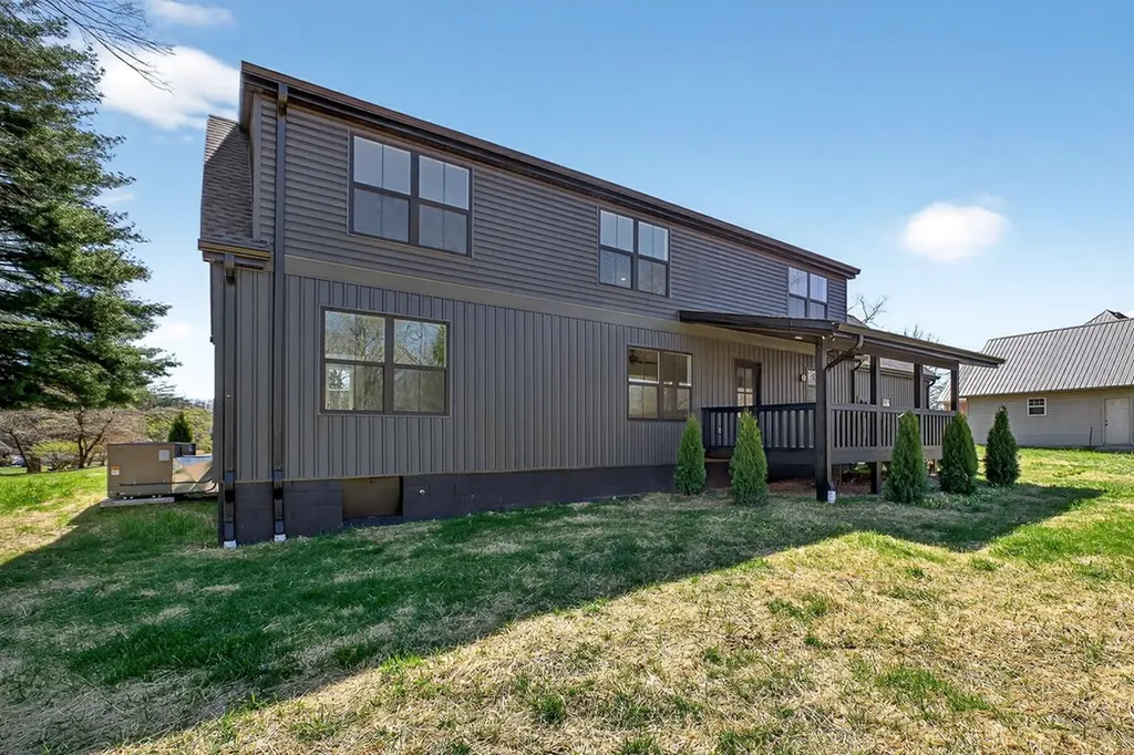 224 Windsor Drive Cookeville TN 38506