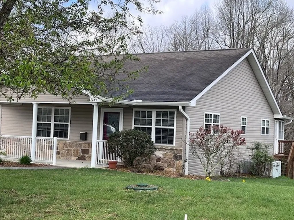 158 Grandview Lane Crossville TN 38571-8265
