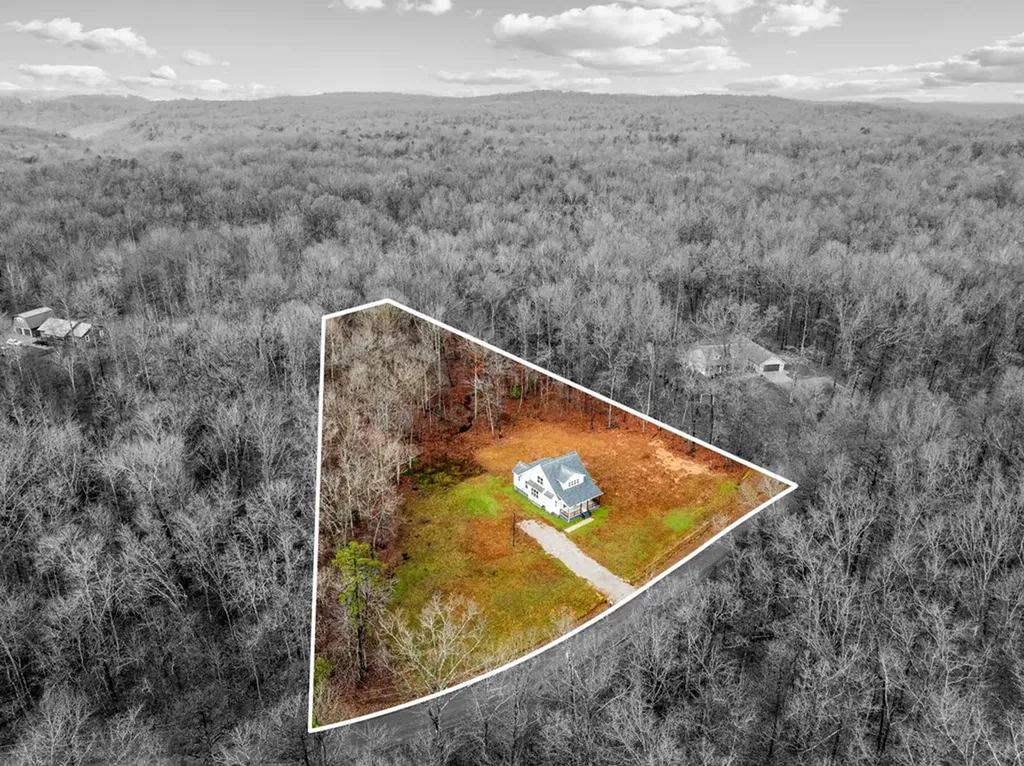 1023 W Laurel Way Monterey TN 38574