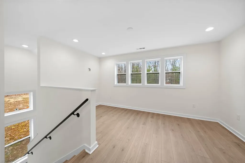 1023 W Laurel Way Monterey TN 38574