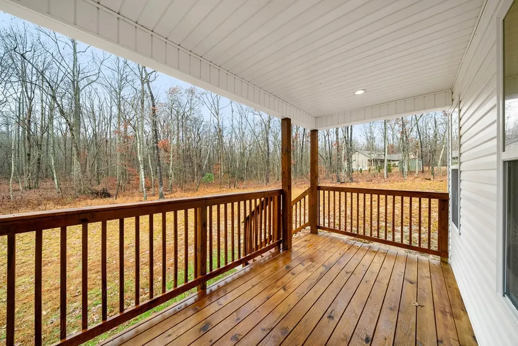 1023 W Laurel Way Monterey TN 38574