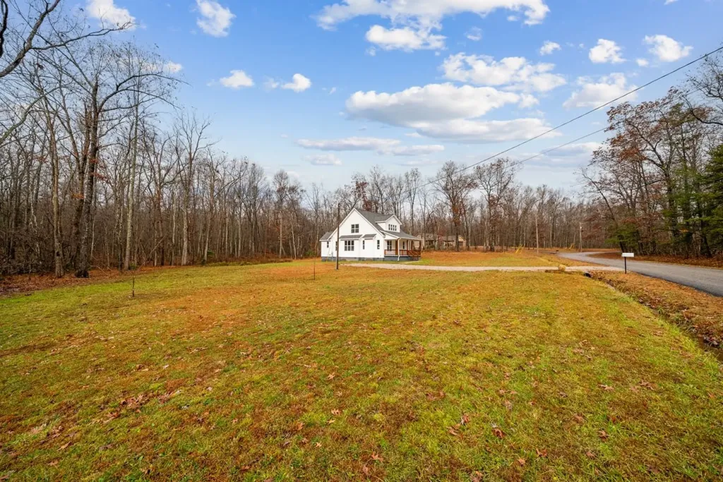 1023 W Laurel Way Monterey TN 38574