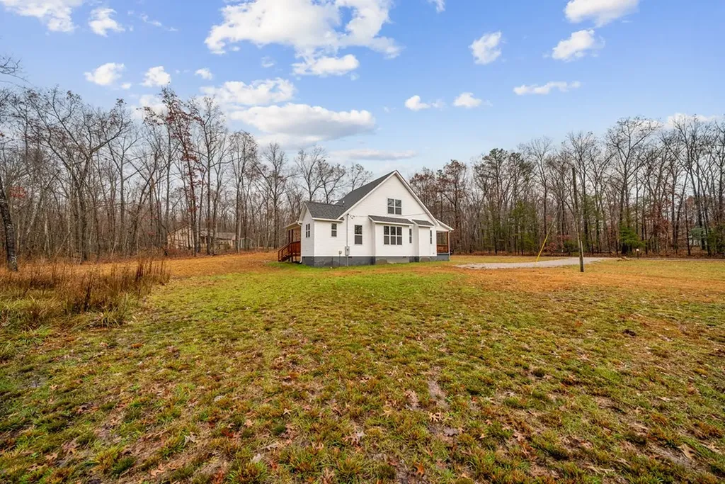 1023 W Laurel Way Monterey TN 38574