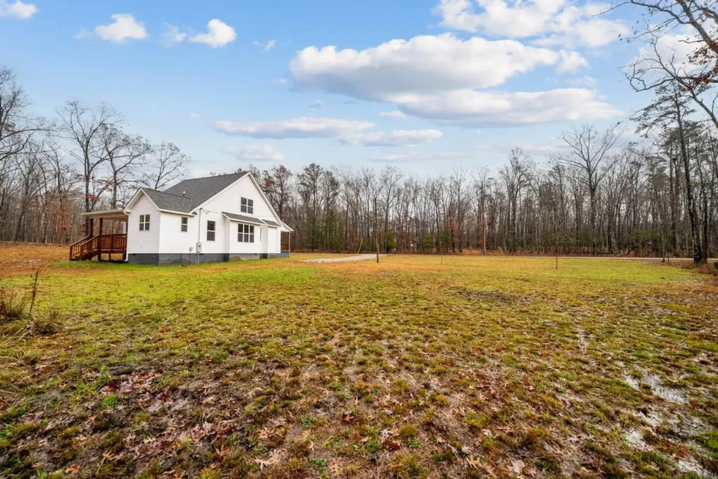 1023 W Laurel Way Monterey TN 38574