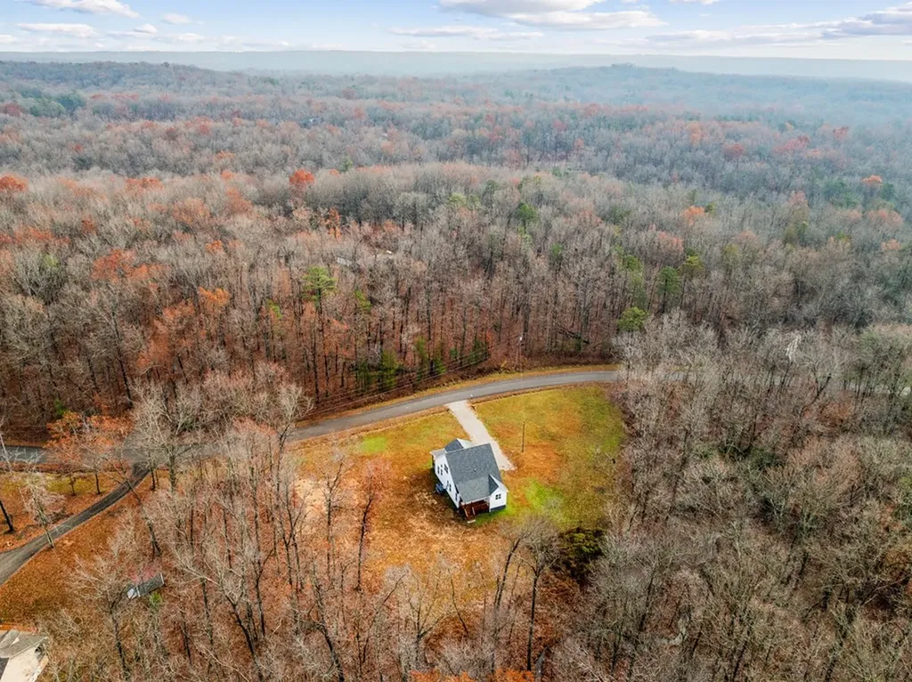 1023 W Laurel Way Monterey TN 38574