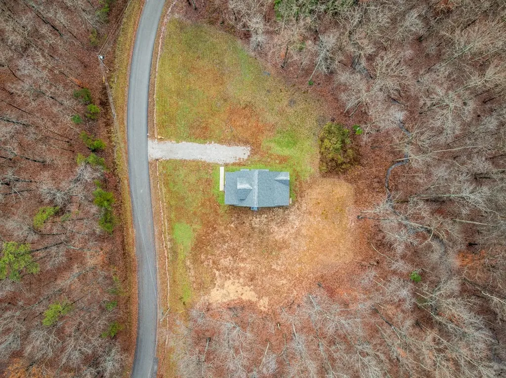 1023 W Laurel Way Monterey TN 38574