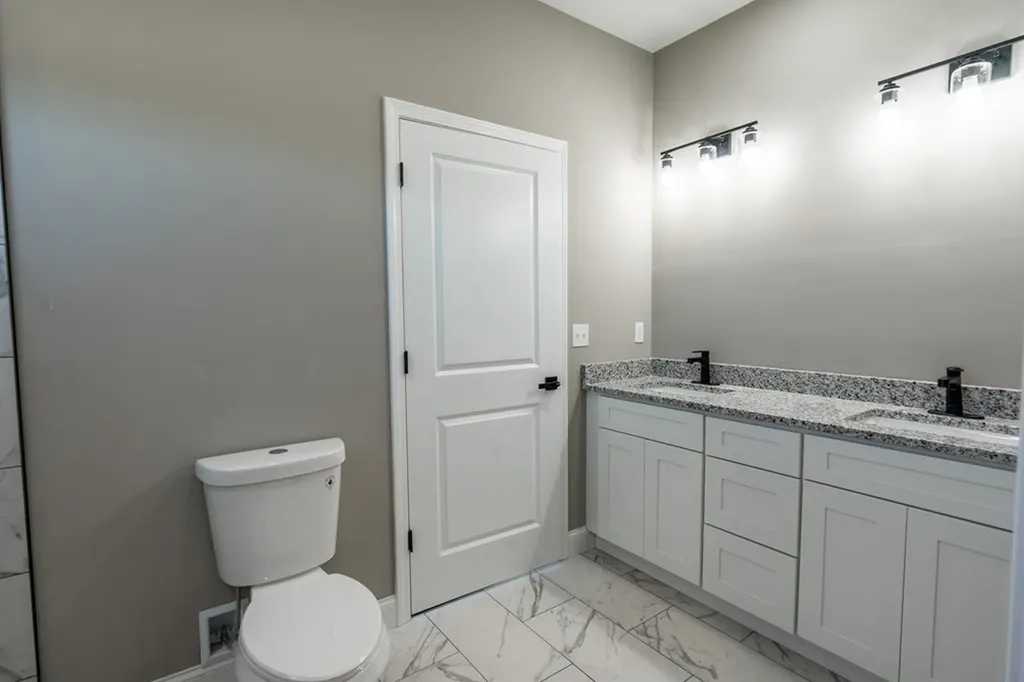 349 S Raintree Drive Livingston TN 38570