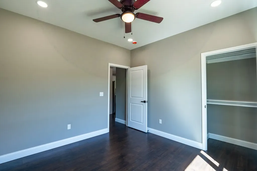 349 S Raintree Drive Livingston TN 38570