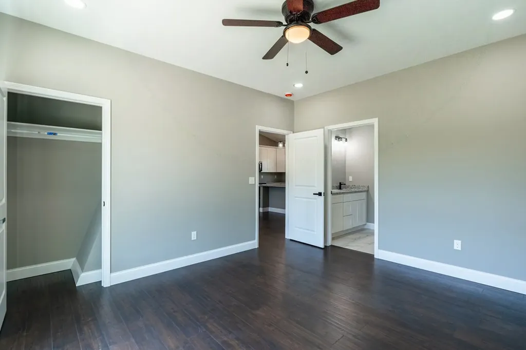 349 S Raintree Drive Livingston TN 38570