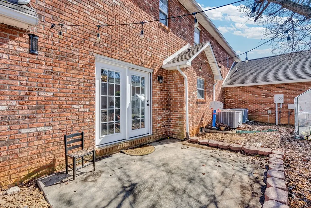 62 B Eastgate Circle Cookeville TN 38506