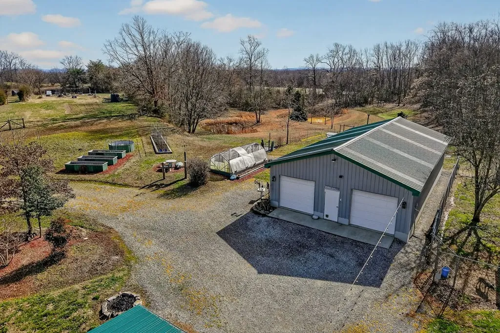 2680 Cummins Mill Road Cookeville TN 38501