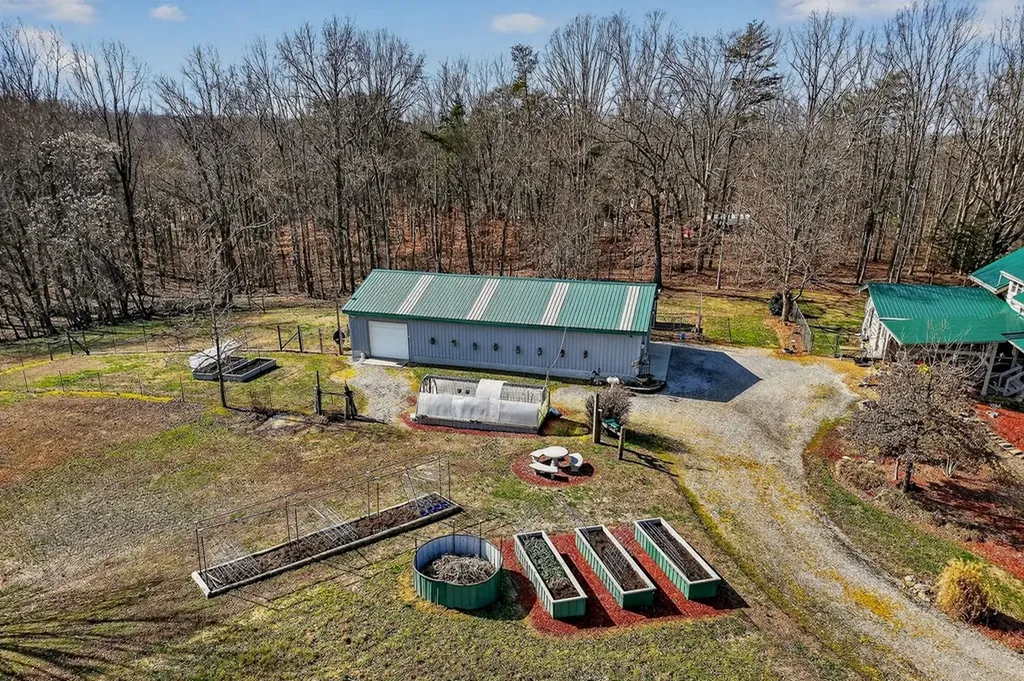 2680 Cummins Mill Road Cookeville TN 38501