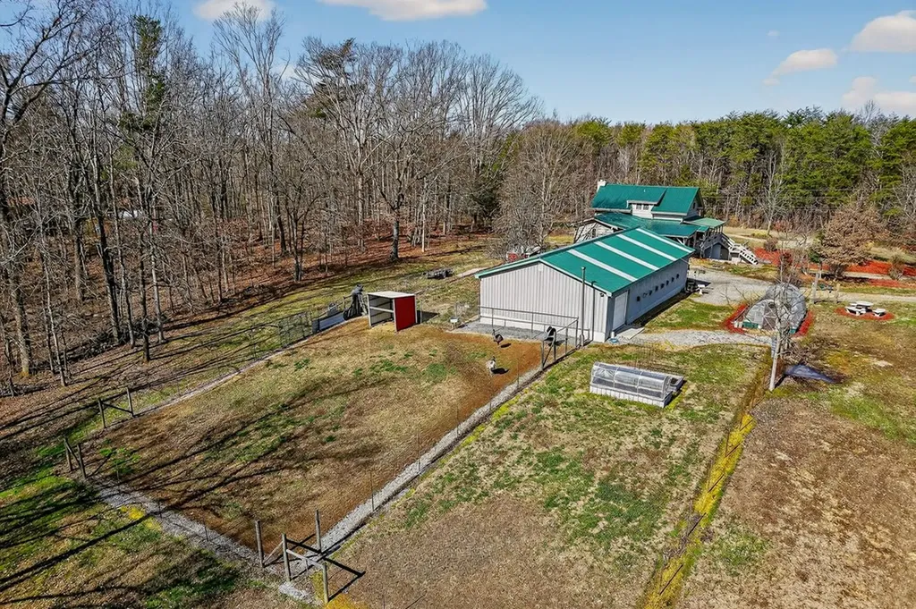 2680 Cummins Mill Road Cookeville TN 38501