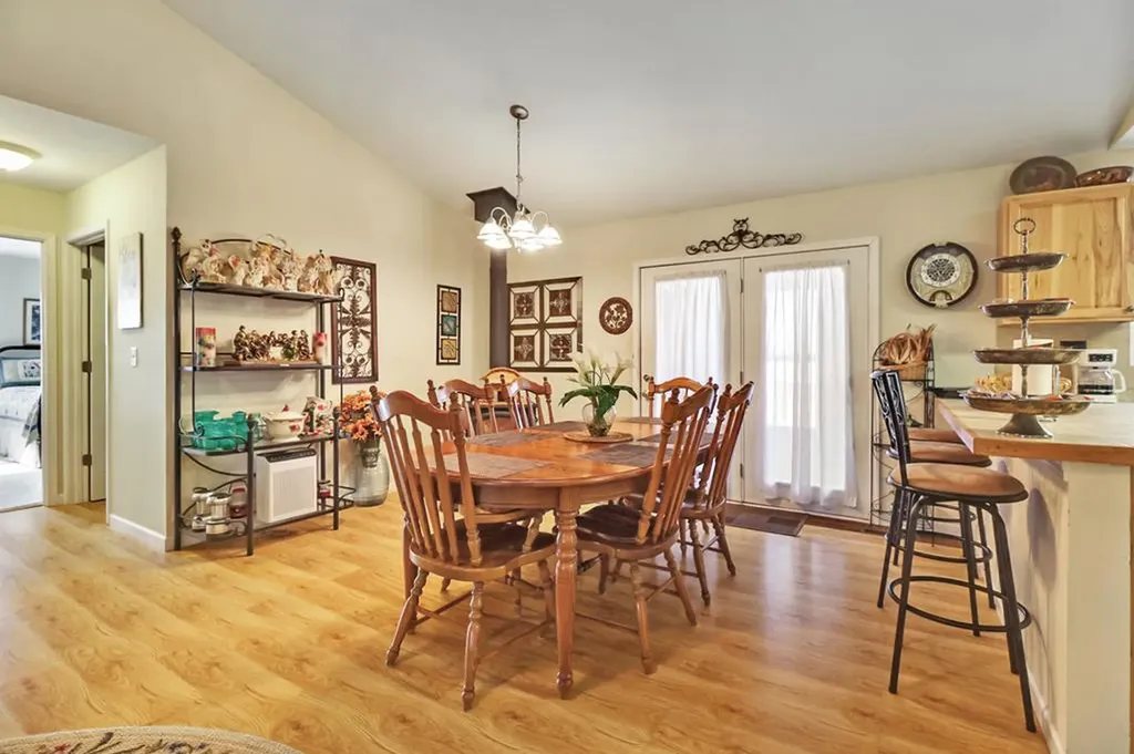 1801 W Old Highway 70 Crossville TN 38572