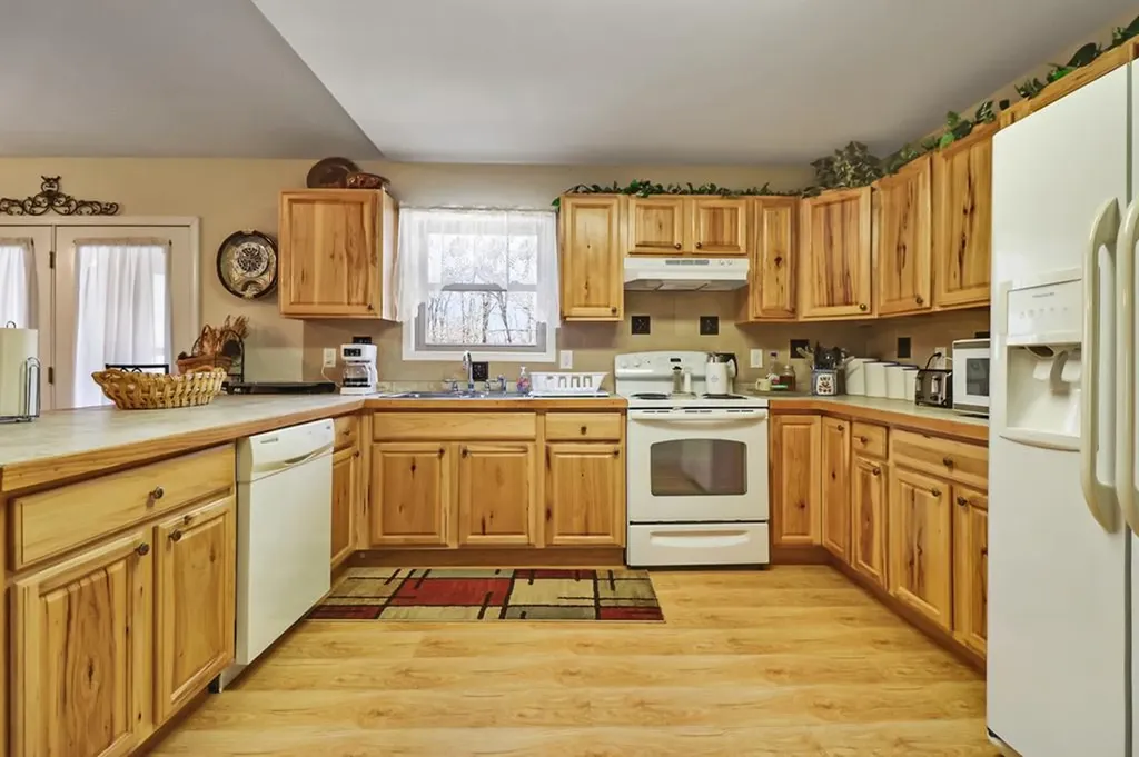 1801 W Old Highway 70 Crossville TN 38572