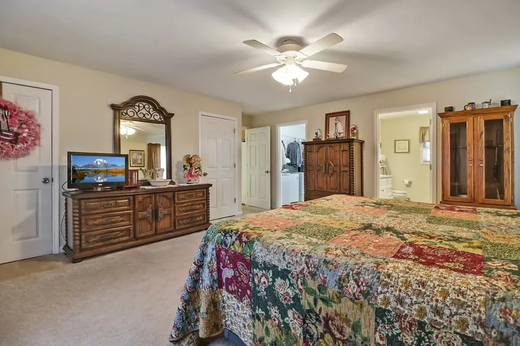 1801 W Old Highway 70 Crossville TN 38572