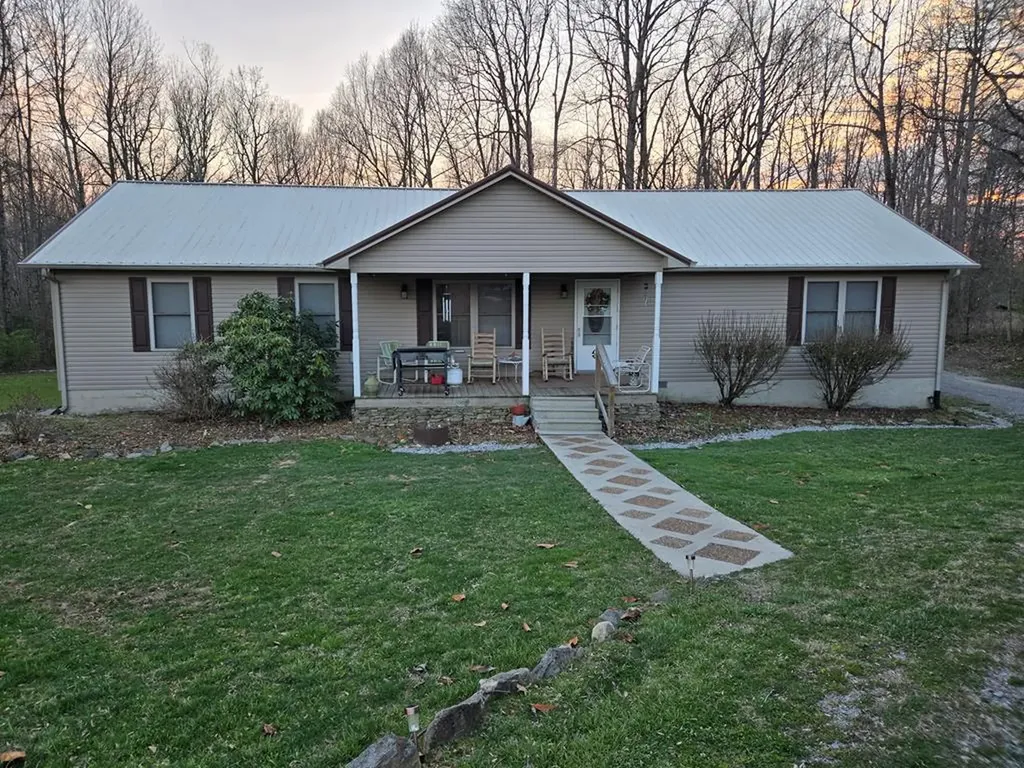 1801 W Old Highway 70 Crossville TN 38572
