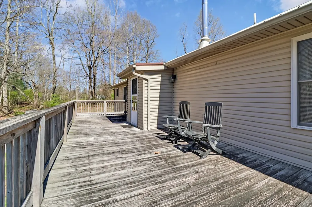 1801 W Old Highway 70 Crossville TN 38572