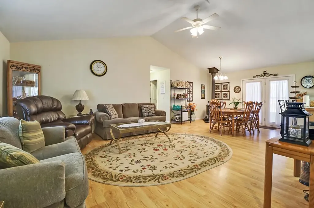 1801 W Old Highway 70 Crossville TN 38572