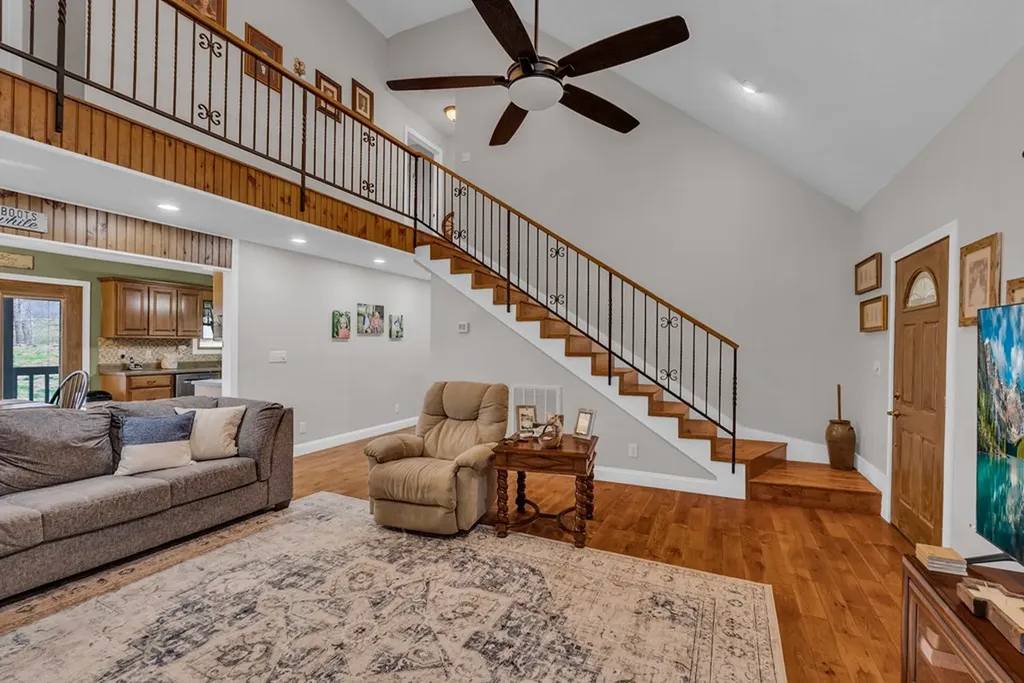 465 Hickory Lane Sparta TN 38583