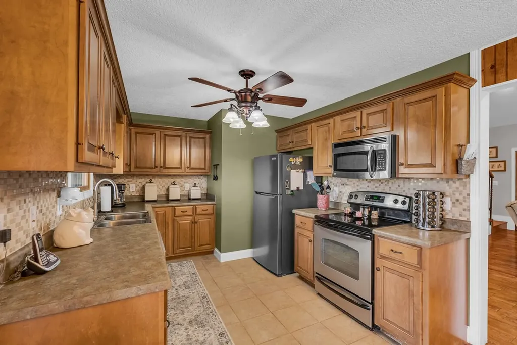 465 Hickory Lane Sparta TN 38583