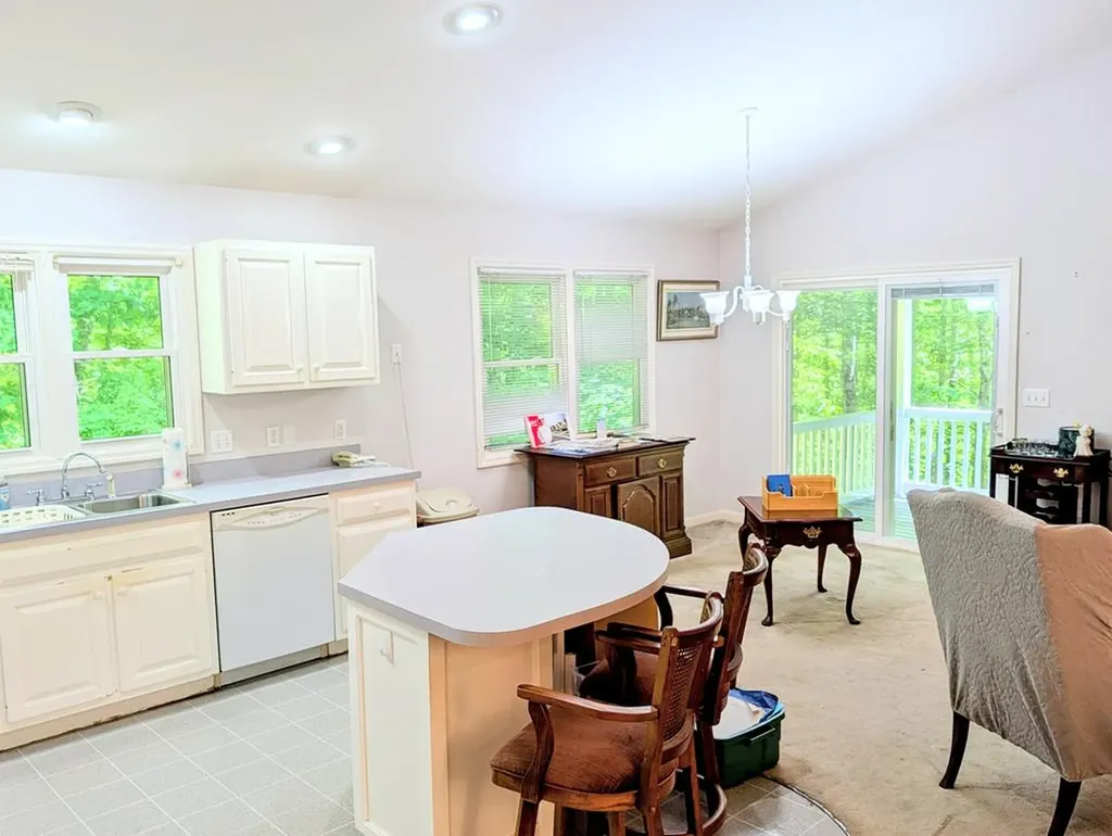 446 E Cove Road Monterey TN 38574