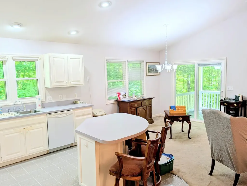 446 E Cove Road Monterey TN 38574