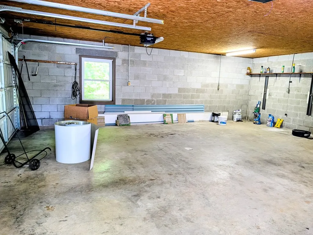 446 E Cove Road Monterey TN 38574