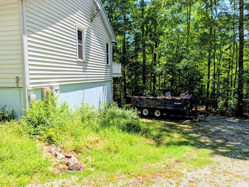 446 E Cove Road Monterey TN 38574