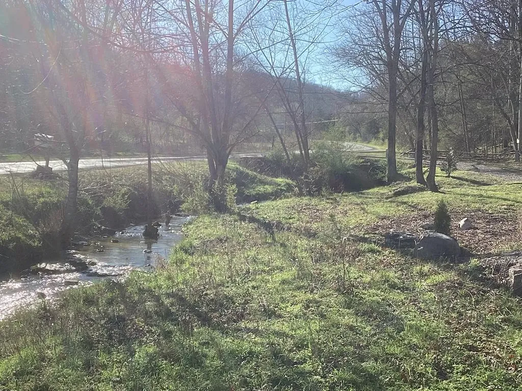 334 Richardson Hollow Lane Gainesboro TN 38562