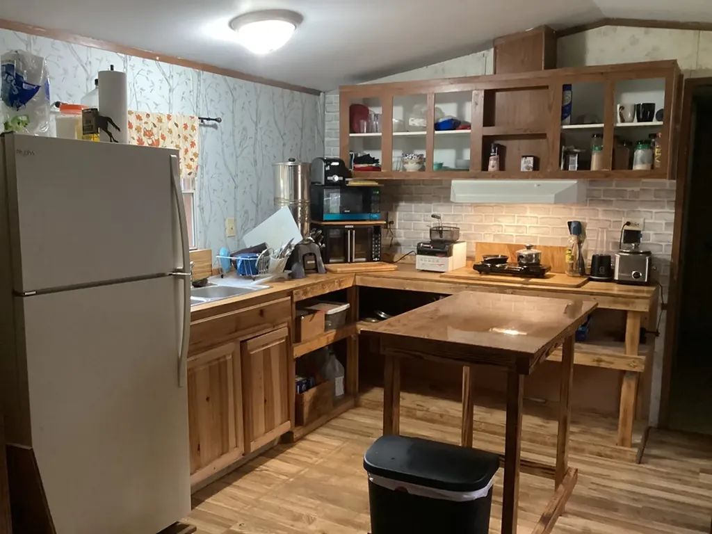 334 Richardson Hollow Lane Gainesboro TN 38562