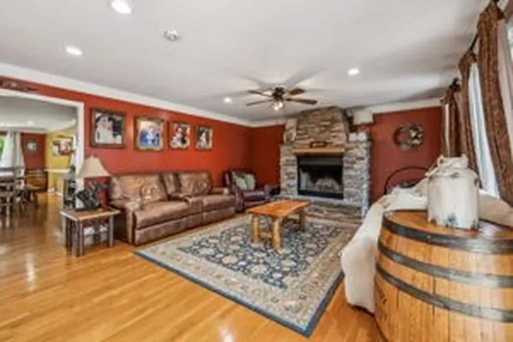 595 Pack Circle Smithville TN 37166